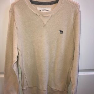 Men’s Abercrombie & Fitch crew neck
